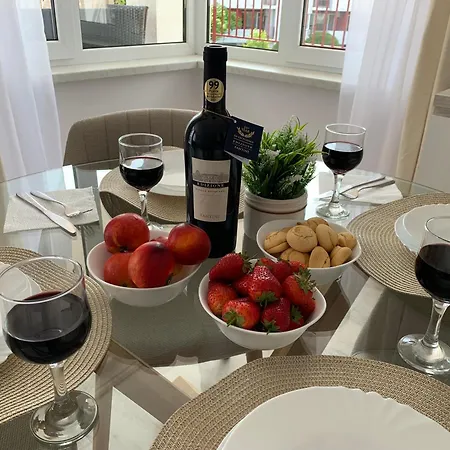 Noks- Marina- Avalonia Święty Włas