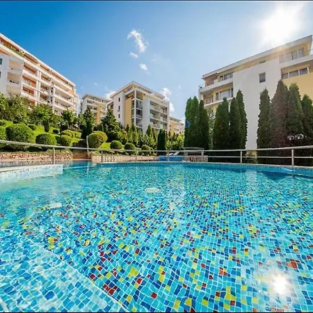 Noks- Marina- Avalonia Apartment