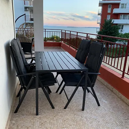 Apartment Noks- Marina- Avalonia