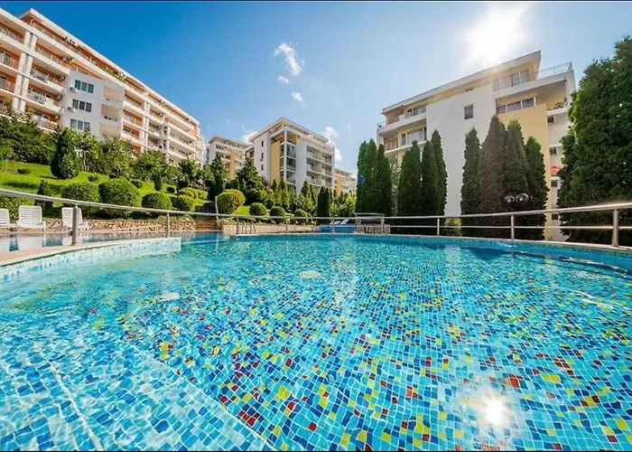 Noks- Marina- Avalonia Апартаменти