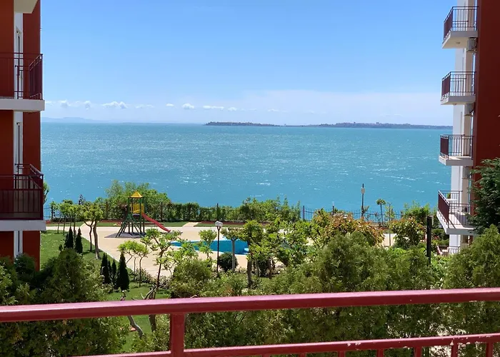 Noks- Marina- Avalonia * Светий Влас