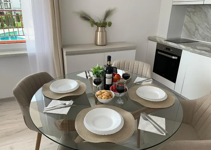 Апартаменти Noks- Marina- Avalonia Светий Влас