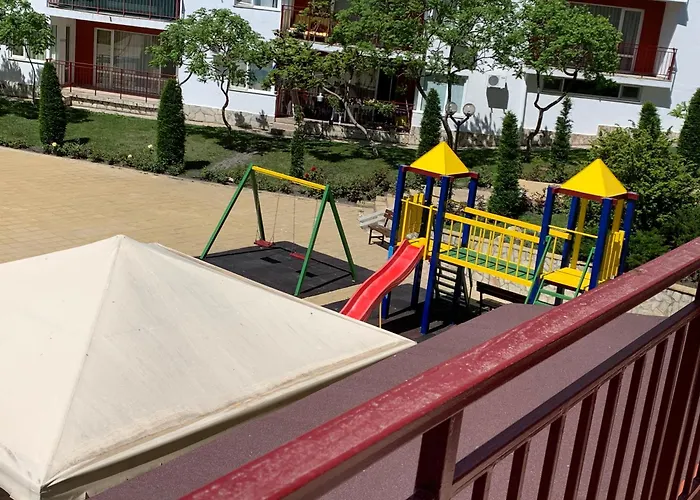 Noks- Marina- Avalonia Апартаменти Светий Влас