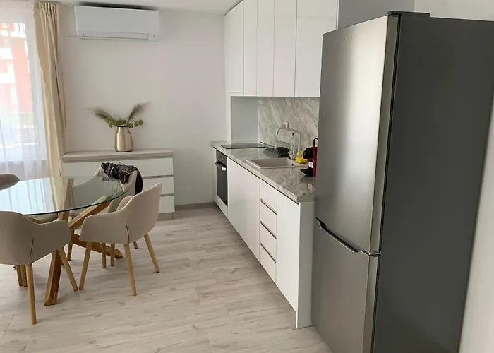 Апартаменти Noks- Marina- Avalonia